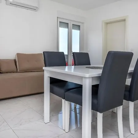 Apartment Juro *