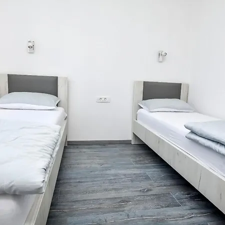 Апартаменты Juro Рогозница