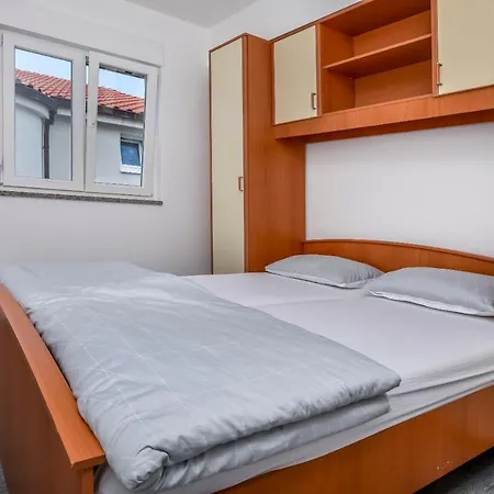 Apartman Juro Rogoznica