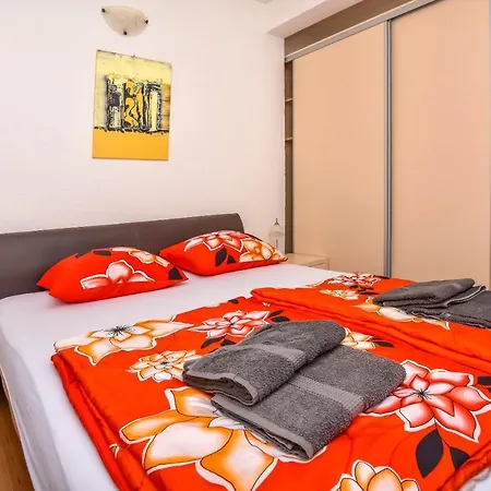 Juro Рогозница