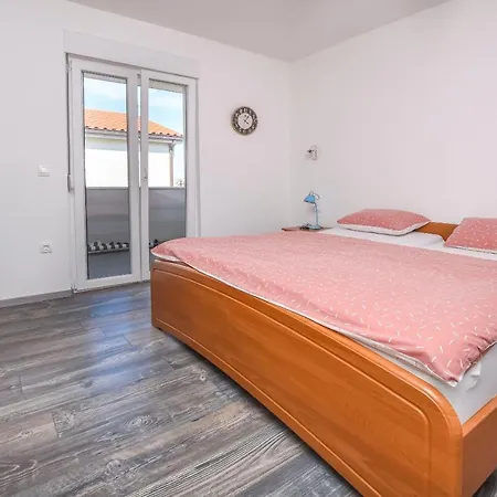 Appartement Juro Rogoznica (Sibenik-Knin)