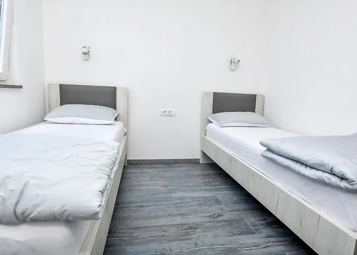 Apartamento Juro Rogoznica (Sibenik-Knin)