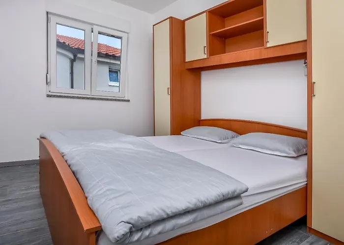 Apartamento Juro Rogoznica (Sibenik-Knin)