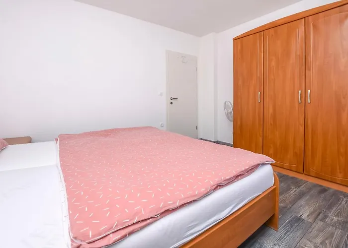 Apartamento Juro Rogoznica (Sibenik-Knin)
